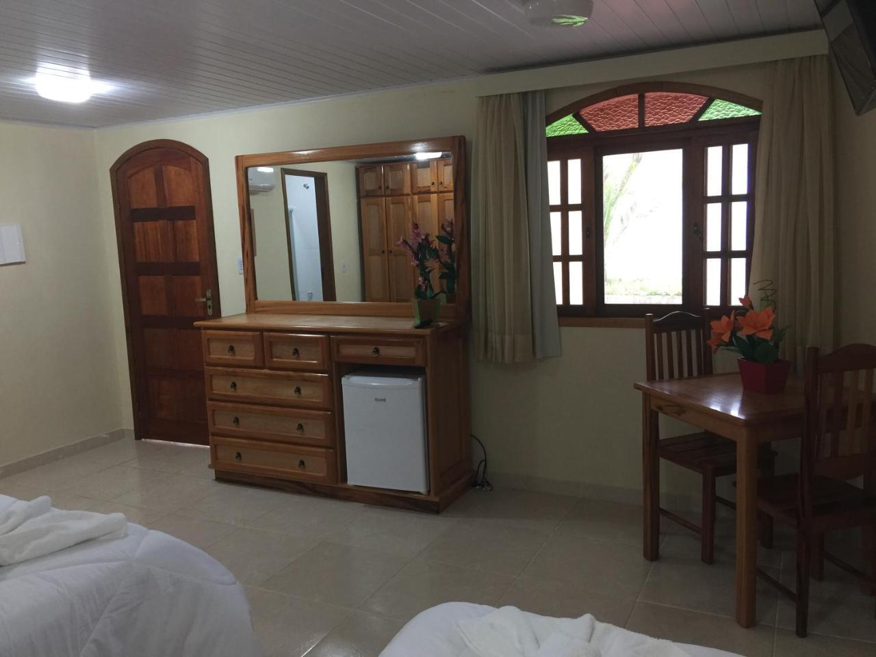 Black Point Beach Club Guest house Marica